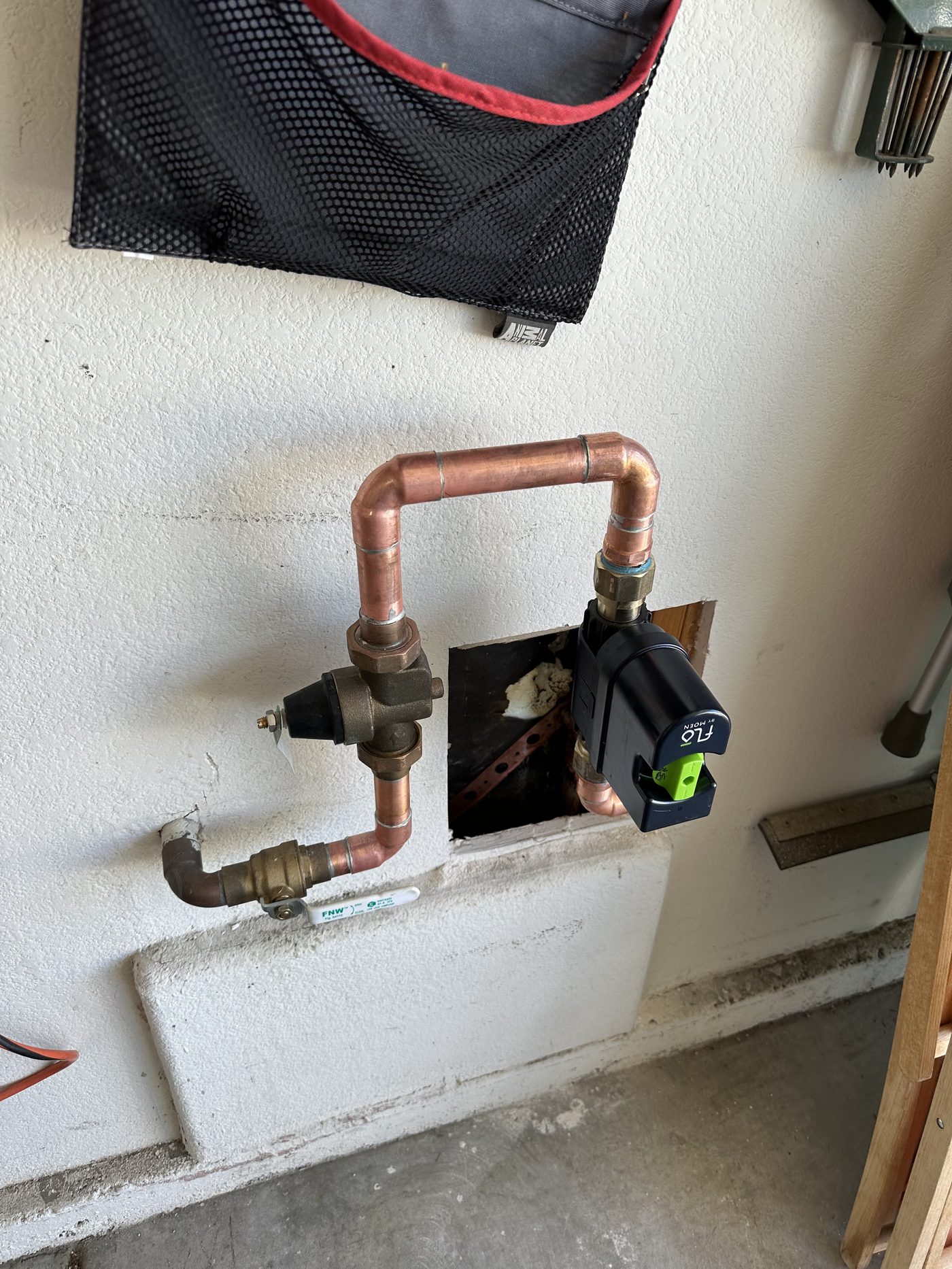Plumbing diagnostics pressure regulator and leak detection Las Vegas